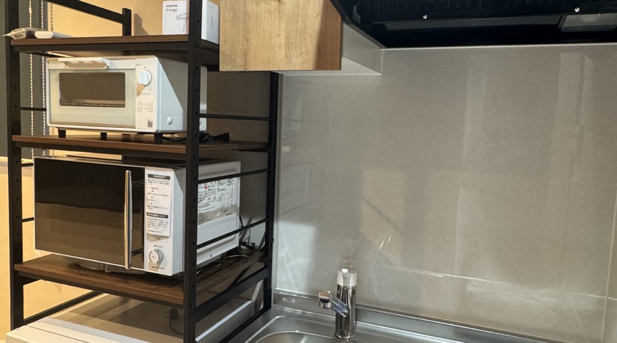 43CB8317-12A9-499A-954C-348600A9064B