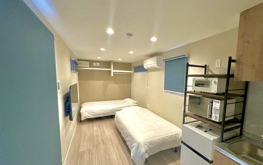 9D137621-89E5-42A4-A9AB-0B7B7CE8EB64