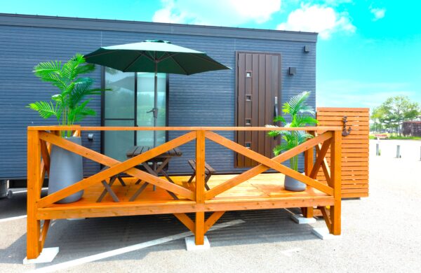 宿泊用トレーラーハウス「ホテルトレーラーシップガーデン阿蘇」３号棟